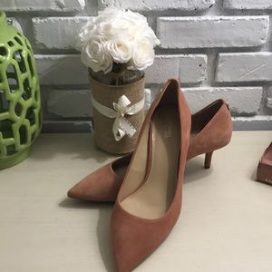 NWOB gorgeous suede pumps!